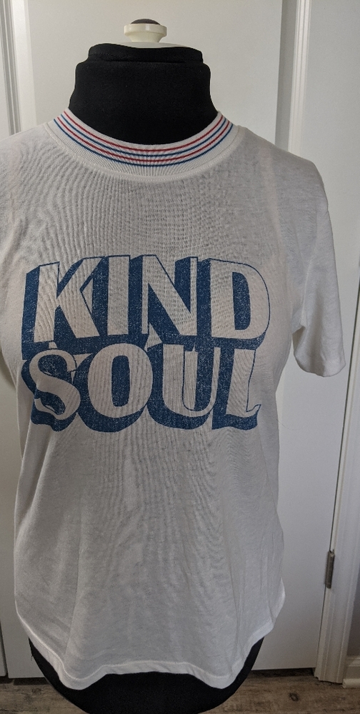 NWT Kind Soul T Shirt Sz M